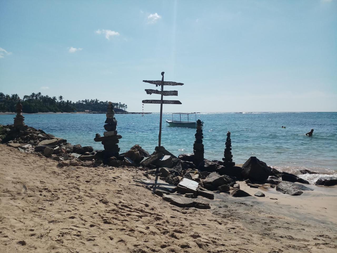 Ramya Nest Inn Mirissa Buitenkant foto